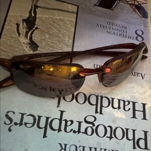 Maui Jim Sandy Beach polarized rimless sunglasses. 🕶️